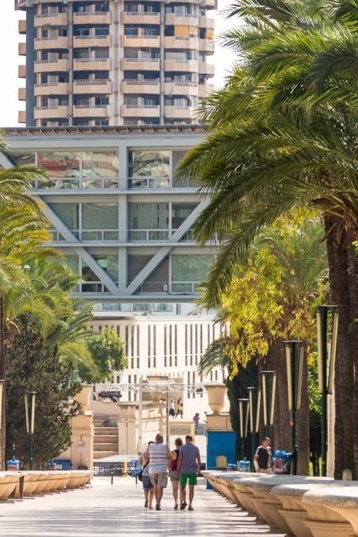 Fun Tour around Benidorm - Finding the start point near the Benidorm Casino (look for the umbrella)