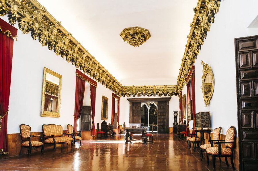 Gandia: Ducal Palace Entry Ticket with Audio Guide - Key highlights you’ll care about