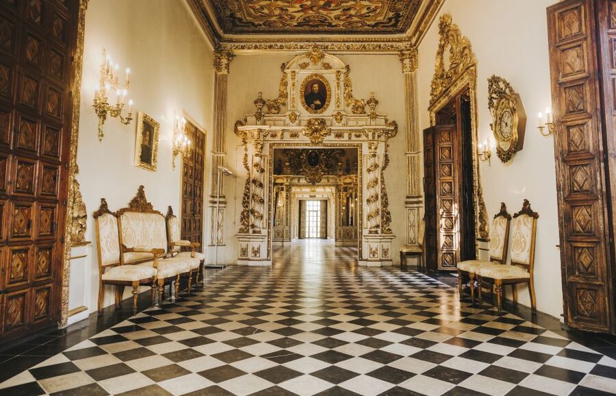 Gandia: Ducal Palace Entry Ticket with Audio Guide - Hall of Eagles, Hall of Crowns, and Holy Chapel
