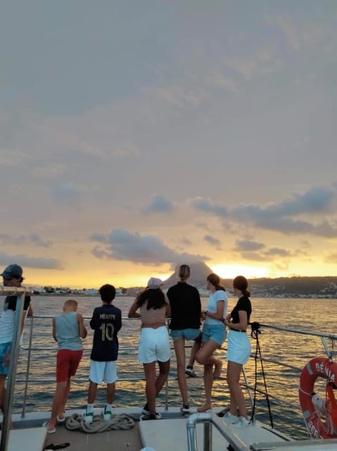 Gandia: Sunset at sea from Gandia - Who should book this Gandia sunset at sea