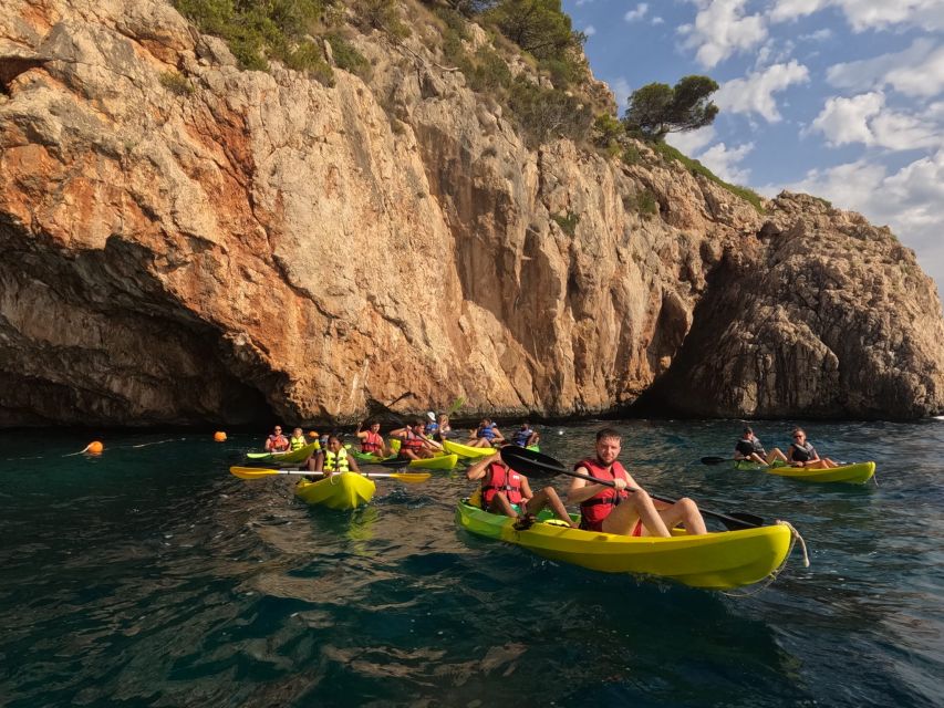 Granadella: Caló, Cova Llop Marí, and Ambolo Kayak Trip - Platja Granadella to Cala en Caló: the first kayak stretch and warm-up swims