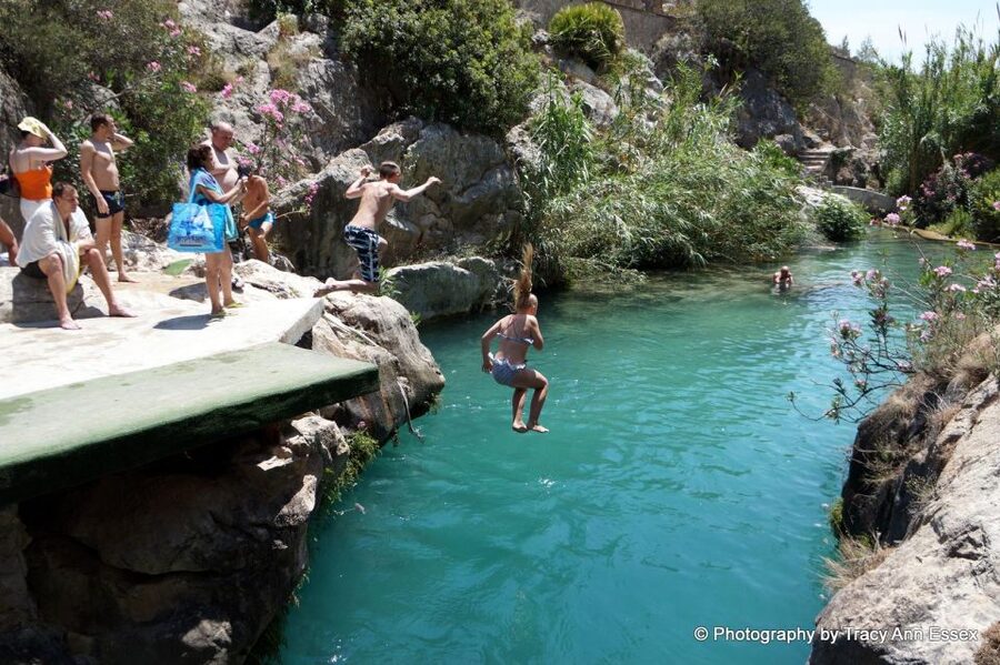 Guadalest & Algar Falls Tour - From Albir, Benidorm & Calpe - Crowds, Water Conditions, and Summer Reality