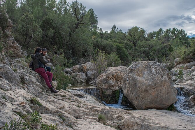 Hiking Experience between Waterfalls in Buñol from Valencia - Cueva Turche and Cueva de Las Palomas: the waterfall highlights