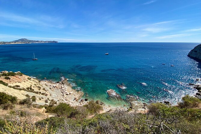 Hiking Peñon de Ifach in Calpe and visit Altea - OFFICIAL GUIDE - Peñon de Ifach guided hike, your route-finding stress goes away