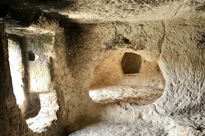 Historic Bocairent, Covetes del Moros Caves and Pou Clar Pools - Covetes del Moros caves, history you can literally bend into