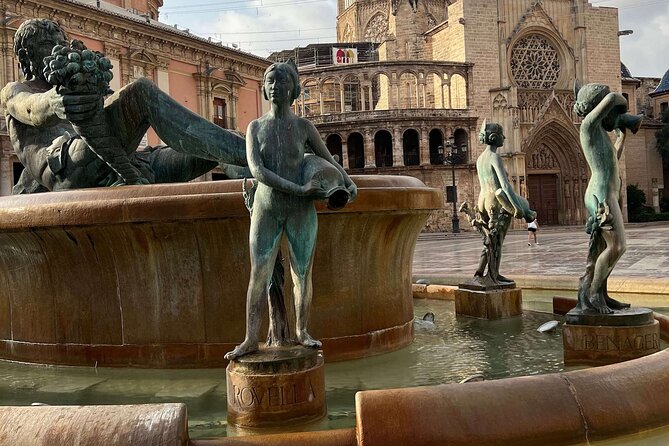 In Love with Valencia: A Self-Guided Tour of its Landmarks - Torres de Serranos, City Walls With Real Attitude