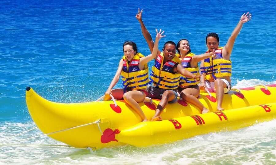 Inflatable-Banana - Banana Boat Benidorm in 12 Minutes: What You Actually Get