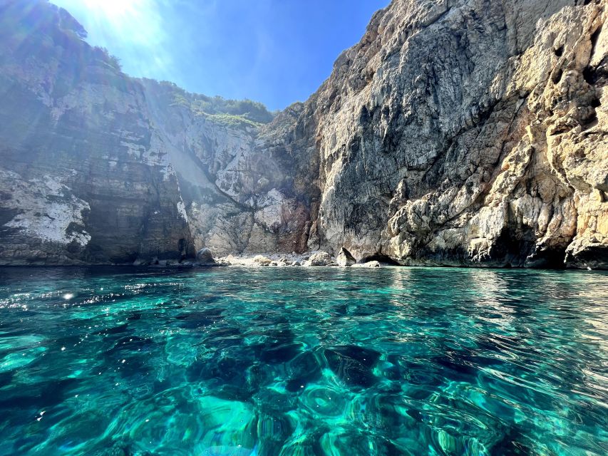 Jávea: Cala Portixol Kayak Tour with Snorkel & Cliff Jumping - Key things to know before you go