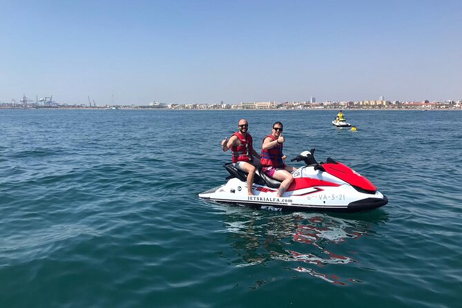 Jetski in Valencia for 30 minutes for 1 or 2 people - The ride out to Malvarrosa: coast views plus real water time