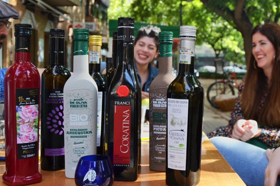 Johnny Madge Olive Oil Tastings - What happens during the 60-minute tasting session