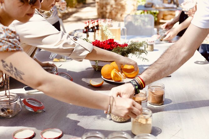 Live an Experience Among Orange Trees in Huerto Ribera - Km 0 tastings: the end payoff with orange sweets and honey