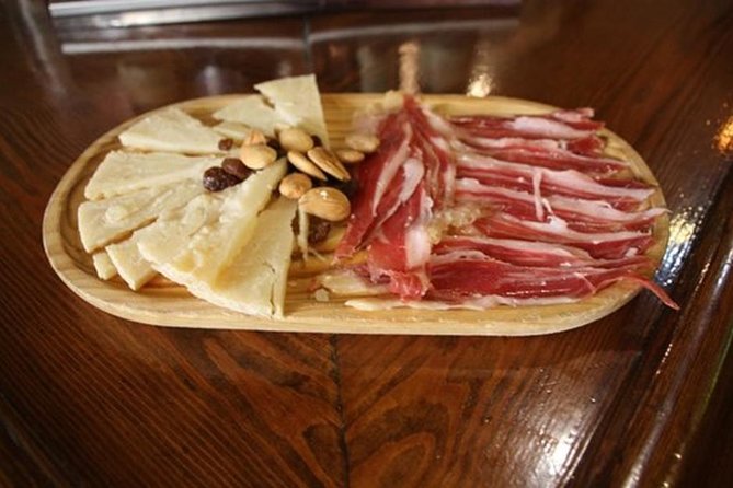 Luxury Authentic Tapas Tour - Getting started at Plaça de Santa Caterina at 11:00 am