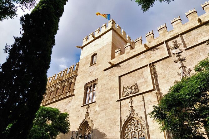 Medieval Valencia Small-Group Walking Tour with Local Guide - Where you start and how the route feels