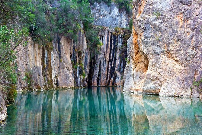 Montanejos Hiking Tour & Thermal Pools from Valencia - Stop 2: Fuentes de los Baños thermal pools, 23°C expectations, and what to do there