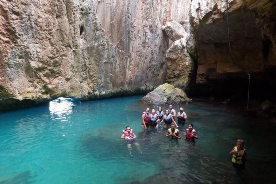 Moraig: Kayak Excursion to Moraig & Cave peces-testos - Who this fits best, and who should skip it