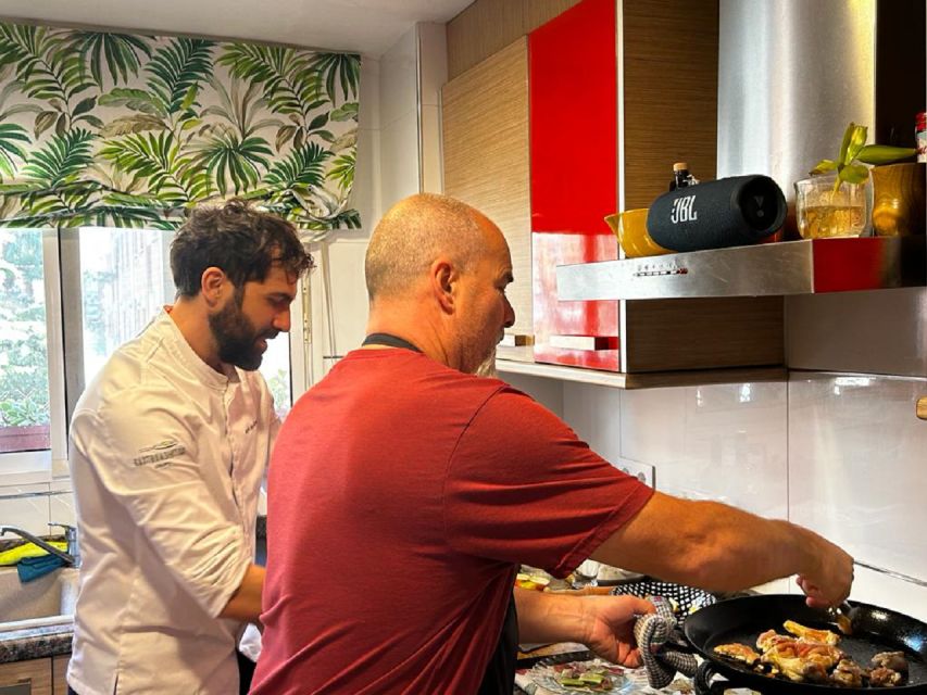 OnlyForYou, Paella Session at a Michelin-trained Chef’s Home - Who should book this Valencia paella home session