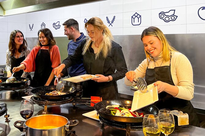 Paella Cooking Class, Wine Tasting & Central Market in Valencia - The Paella Kitchen Lesson: Step-by-Step, Not Guesswork