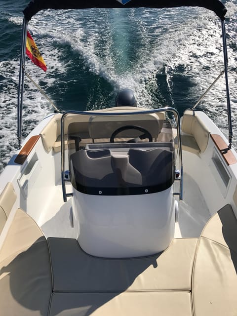Santa Pola: 2 Hous Rental Boat - Fresh fish focus, plus one important rule