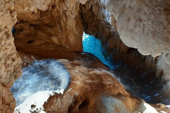 Shared Hike Tour in Valencia - The core plan: upstream climbing to the first falls