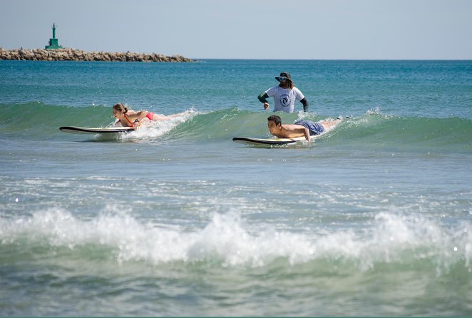 Surf lesson on Valencia beach - Meeting Point on the Coast, and How to Not Miss It