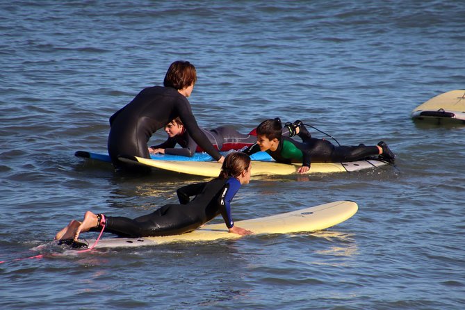Surf lesson on Valencia beach - Instructor Coaching in the Water, What to Look For