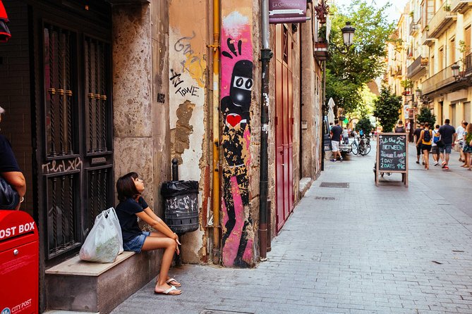 The Beauty of Valencia by Bike: Private Tour - Mercado Colón and Pont de les Flors, Modern Style Meets Color