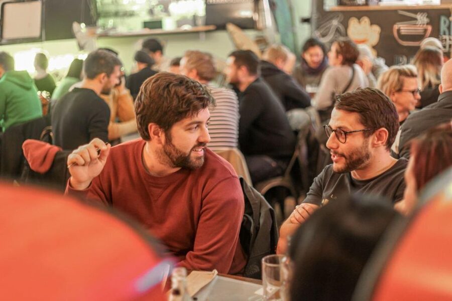 The Biggest Pub Quiz in Valencia - Prizes, giveaways, and what makes the host style matter