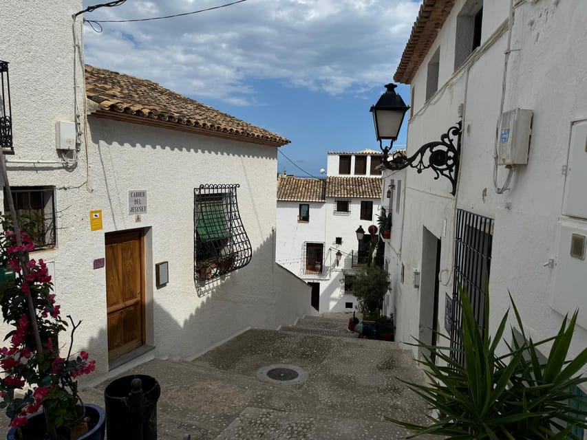 The Magnificent 7 day trip - Altea: church views, whitewashed streets, and your two-hour free time