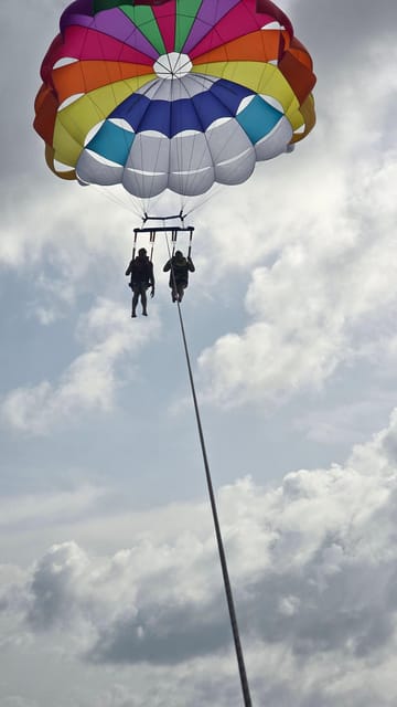 Torrevieja: parasailing experience - Crew, Language, and Comfort Level