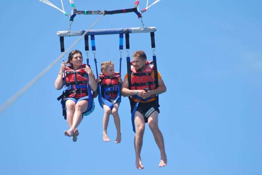 Torrevieja: parasailing experience - Price and Value: What $74 Really Buys