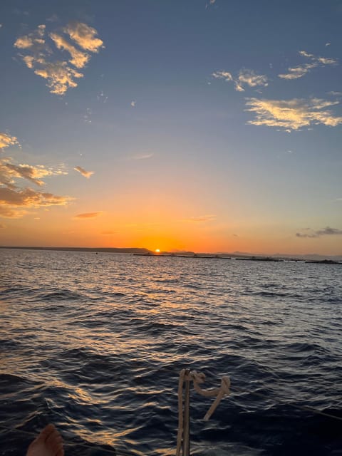 Torrevieja: Sunset onboard + Cava Cup - The stories of Torrevieja’s beaches, told from the sea