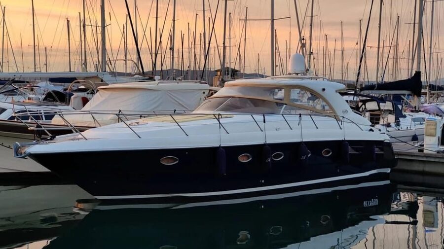 Tour in a boat, Torrevieja - Why this Torrevieja boat ride feels different from a basic cruise