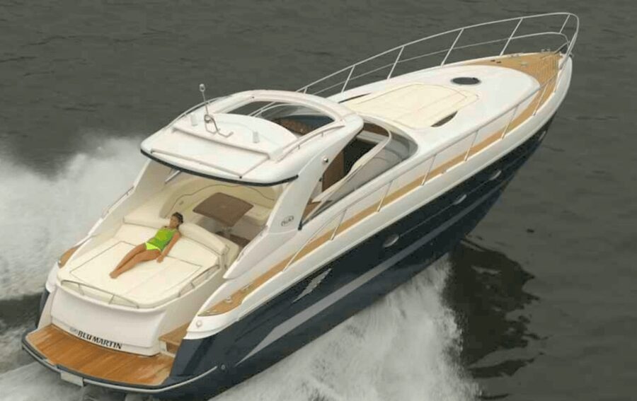 Tour in a boat, Torrevieja - The coast route: promenades, beaches, cliffs, and a calmer swim area