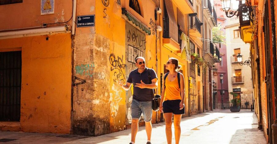 Valencia: 1.5-Hour Private Kick-Start Tour with a Local - A smart starter for first-time Valencia planning