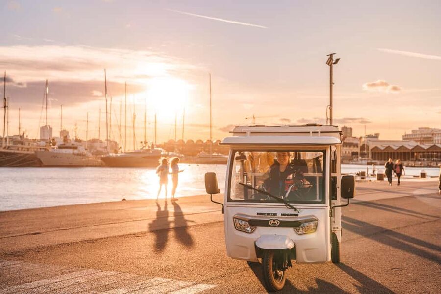 Valencia: 2-hour City Highlights Guided Tuk-Tuk Tour - Price and Value: Is $46 Per Person Worth It?