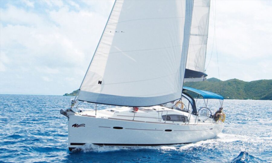 Valencia: 2-Hour Private Boat Cruise - Drinks On Board: Beer, Sangria, or Soft Drinks