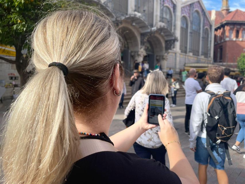 Valencia: 2-in-1 Biking and Walking Audio-Guided Route - Walking Route Through Old Valencia: A 5-Kilometer Story Loop