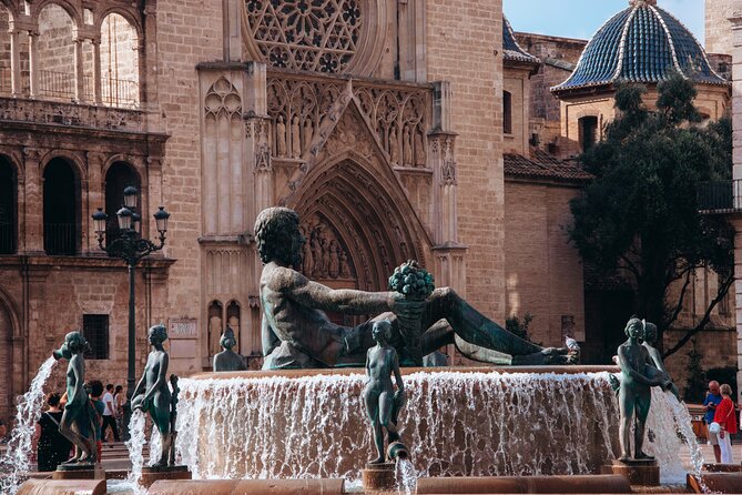 Valencia al completo en Bicicleta - Turia Gardens by bicycle: why the route feels easier than walking