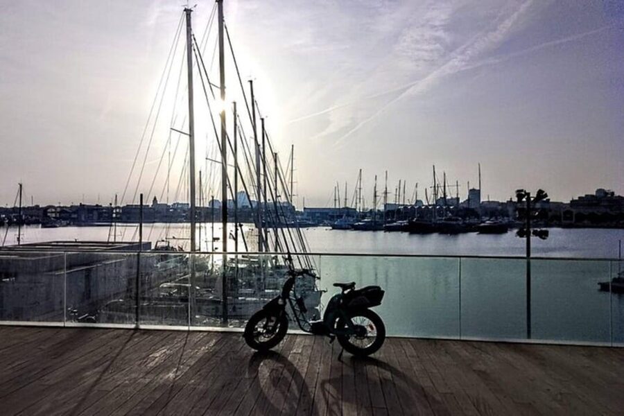Valencia all in one: beaches, old town & city arts by E-bike - Plaza de Toros and the Quart-towers zone (the quick history warmup)