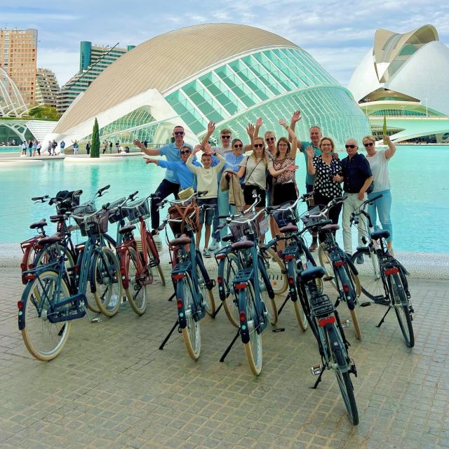 Valencia: All In One Daily City Tour by Bike and E-Bike - Turia River Park: A Long Green Stretch Between Major Sights