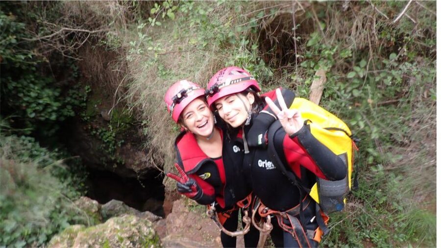 Valencia: Aquatic Caving in Sumidero de Vallada - Gear, harness, and a safety briefing that actually matters