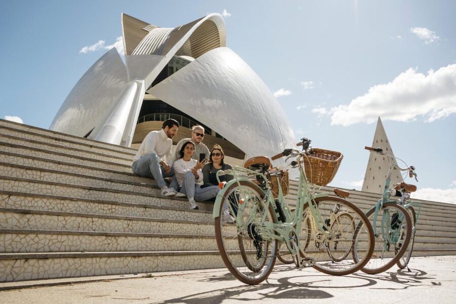 Valencia: Audioguide eng,esp,ita + Bike All Day - The 49-stop audio guide: how you actually use it