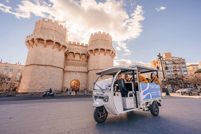 Valencia by Tuk Tuk i: Private tour 1 or 2 hours explore the city - Why a private tuk tuk tour works so well in Valencia