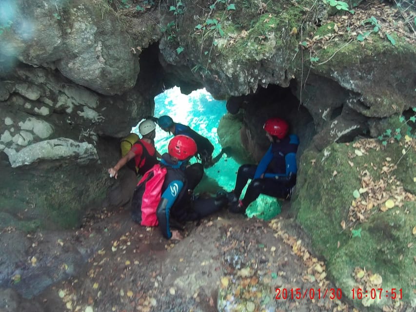 Valencia Canyoning. Experience for everyone - The 25-meter waterfall and flying abseil finale