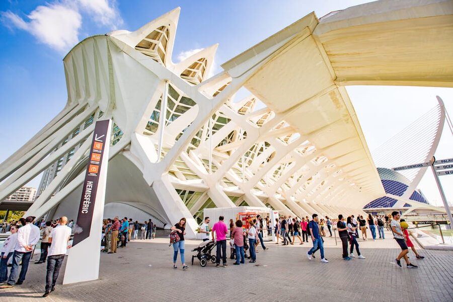Valencia: City of Arts and Science 3D Movie at Hemisfèric - Key takeaways before you go