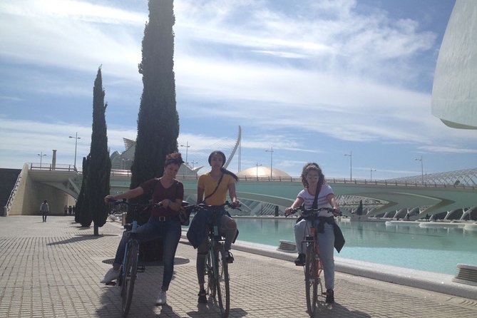 Valencia City Sights Bike Tour - Guide Style, Safety, and Bike Comfort (What to Watch For)