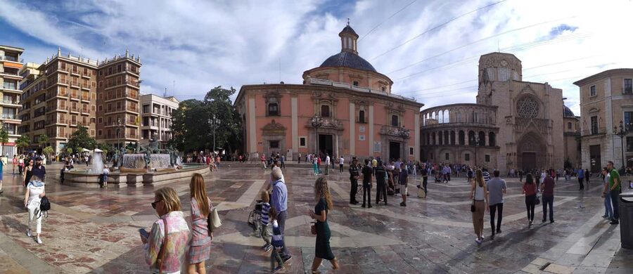 Valencia: City Walking Tour with Top Attractions - ITALIAN - Key things to know before you go