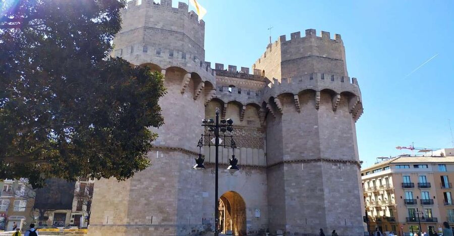 Valencia: City Walking Tour with Top Attractions - ITALIAN - Why This 2.5-Hour Valencia Walk Works for First Timers