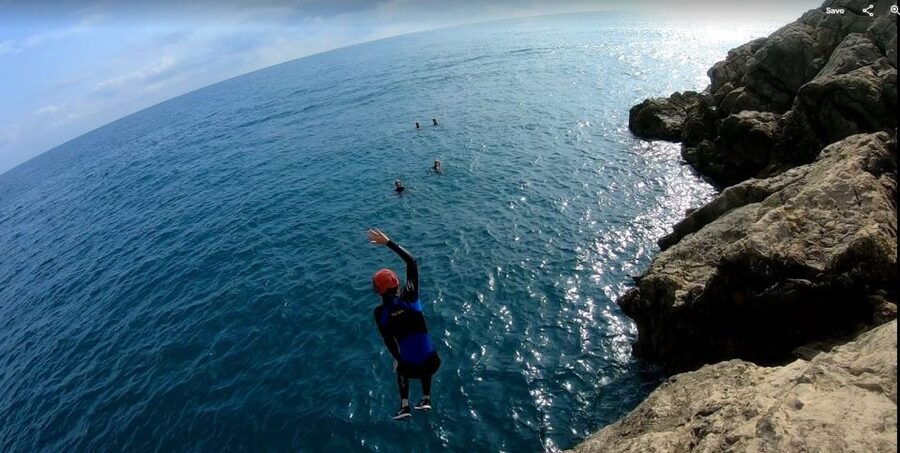 Valencia: Coasteering Adventure in Cullera Lighthouse - Snorkeling and Marine Life Viewing at the Secret Stop