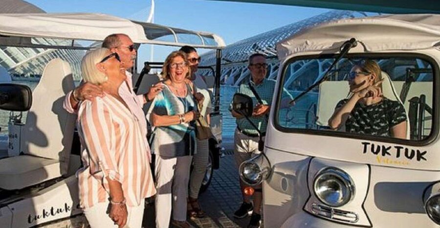 Valencia: Complete Tuk-Tuk Tour Around the City - Inside the Old Hospital Story, and Why It Still Feels Relevant